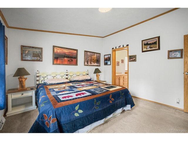 412 Bordenville Ct, Jefferson, CO 80456