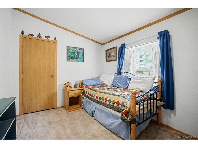 412 Bordenville Ct, Jefferson, CO 80456