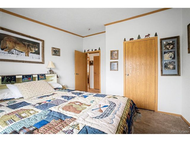 412 Bordenville Ct, Jefferson, CO 80456