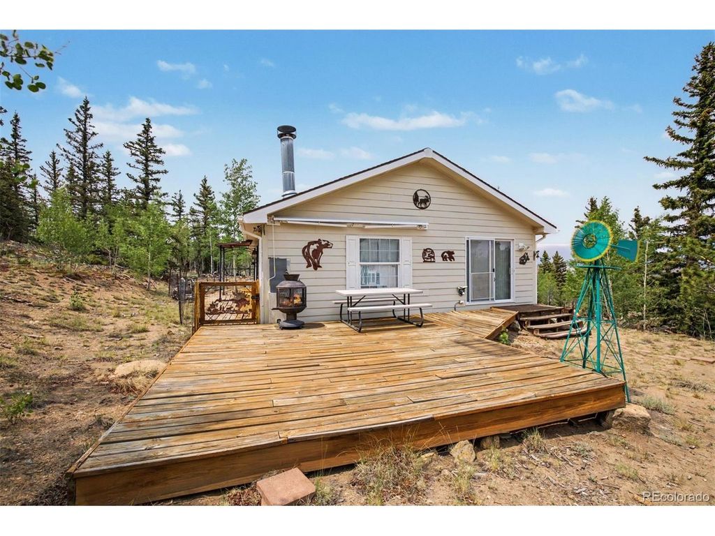 412 Bordenville Ct, Jefferson, CO 80456