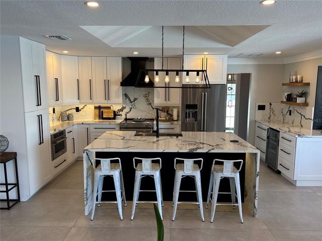 926 EAGLE LANE, Apollo Beach, FL 33572