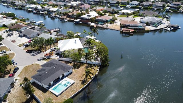926 EAGLE LANE, Apollo Beach, FL 33572