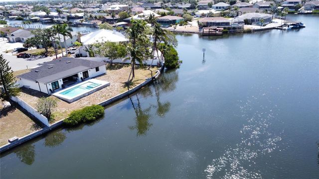 926 EAGLE LANE, Apollo Beach, FL 33572