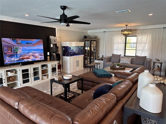 926 EAGLE LANE, Apollo Beach, FL 33572