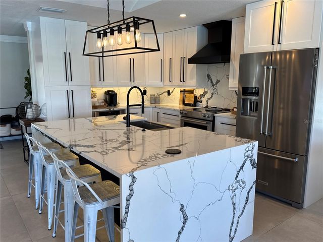 926 EAGLE LANE, Apollo Beach, FL 33572