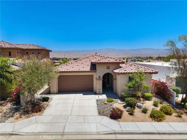 74360 Xavier Court, Palm Desert, CA 92211