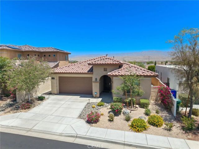 74360 Xavier Court, Palm Desert, CA 92211
