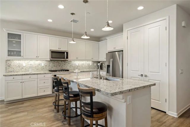74360 Xavier Court, Palm Desert, CA 92211