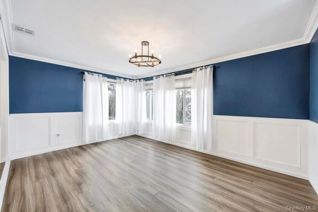 178 Missouri Avenue, Bay Shore, NY 11706