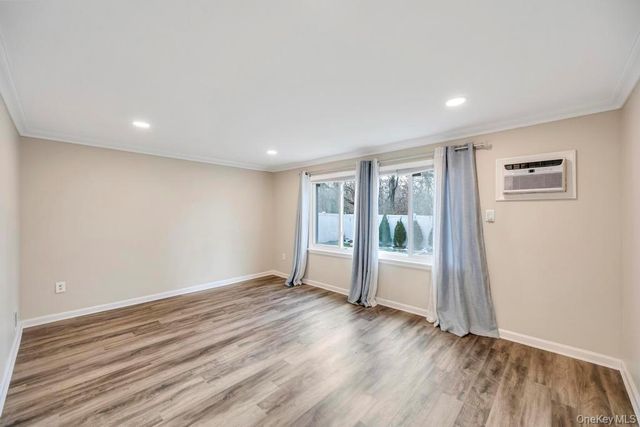 178 Missouri Avenue, Bay Shore, NY 11706