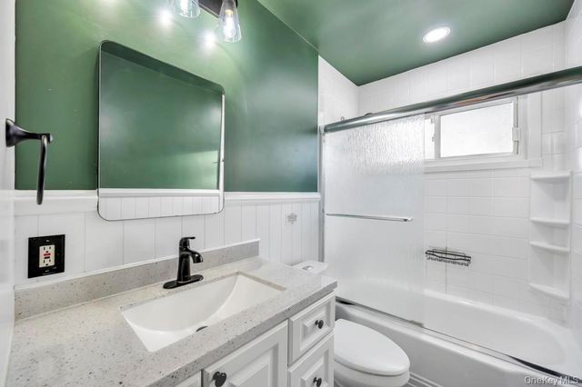 178 Missouri Avenue, Bay Shore, NY 11706