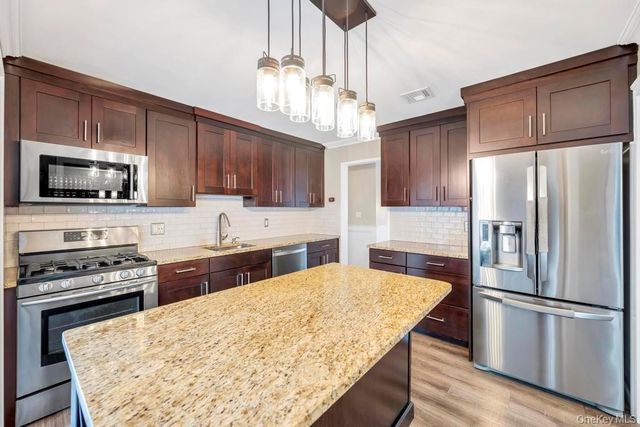 178 Missouri Avenue, Bay Shore, NY 11706