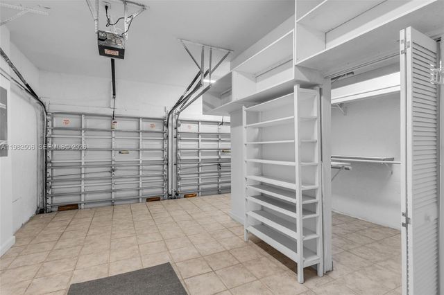 11221 NW 48th Ter, Doral, FL 33178