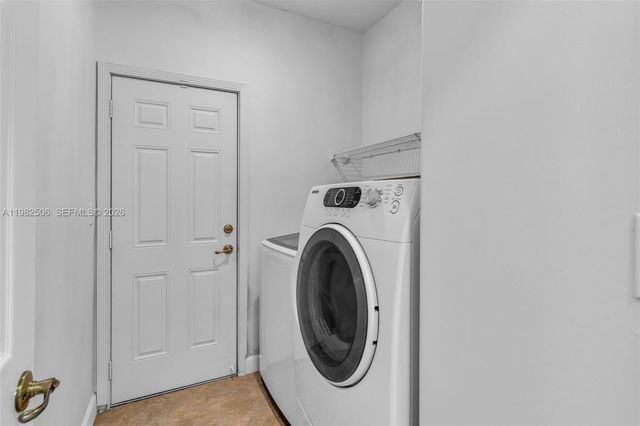 11221 NW 48th Ter, Doral, FL 33178