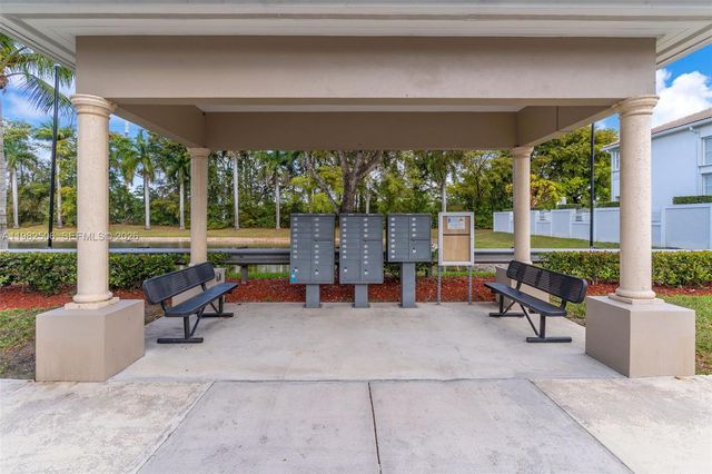 11221 NW 48th Ter, Doral, FL 33178