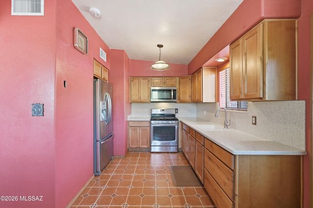 2500 W Irvington Place, Tucson, AZ 85746
