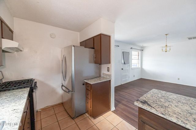 5409 Edmonton Avenue, El Paso, TX 79924