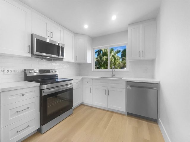 20450 NW 28th Ct, Miami Gardens, FL 33056