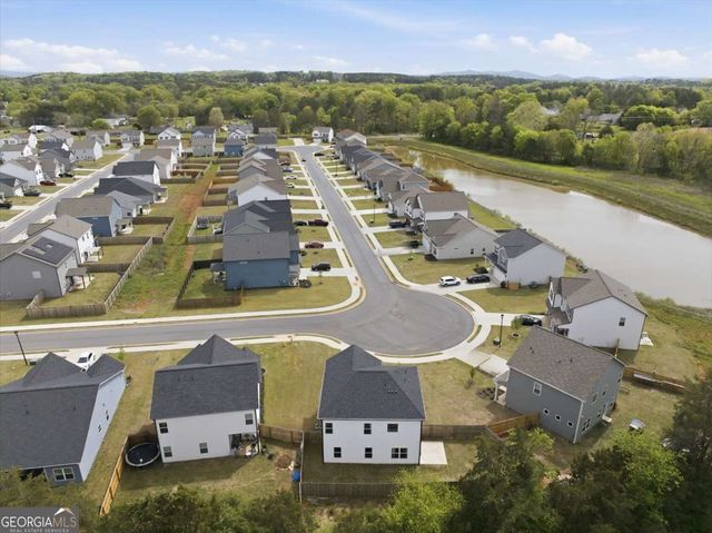 594 Summerfield Lane NW, Cartersville, GA 30120