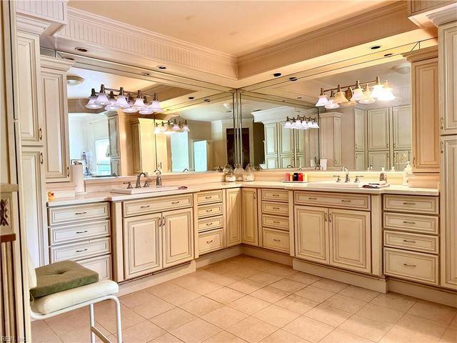 1609 Shenstone CT, Virginia Beach, VA 23455
