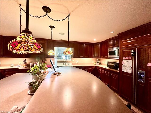 1609 Shenstone CT, Virginia Beach, VA 23455