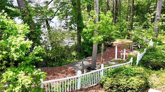 1609 Shenstone CT, Virginia Beach, VA 23455
