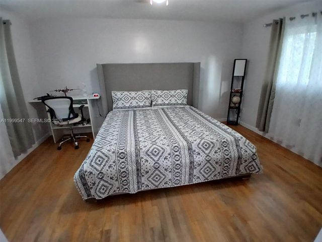 2211 NEW JERSEY RD, Lakeland, FL 33803