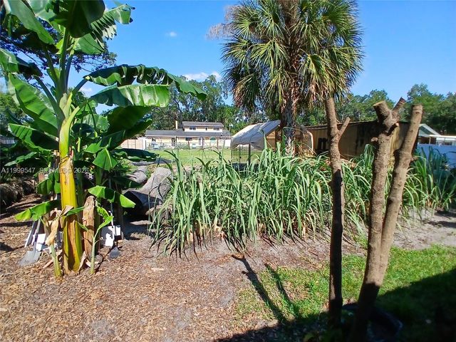 2211 NEW JERSEY RD, Lakeland, FL 33803