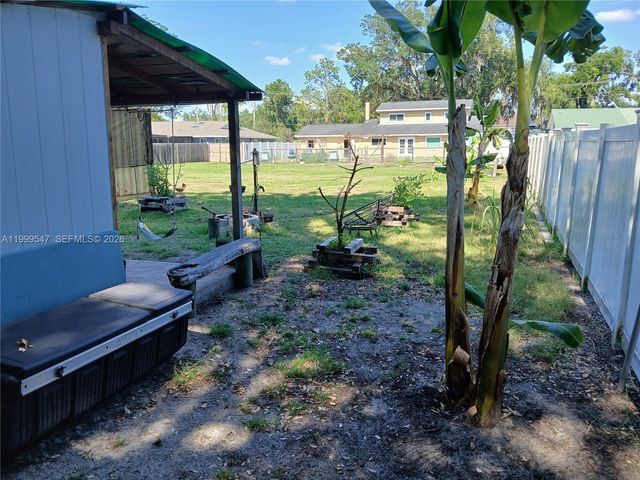 2211 NEW JERSEY RD, Lakeland, FL 33803