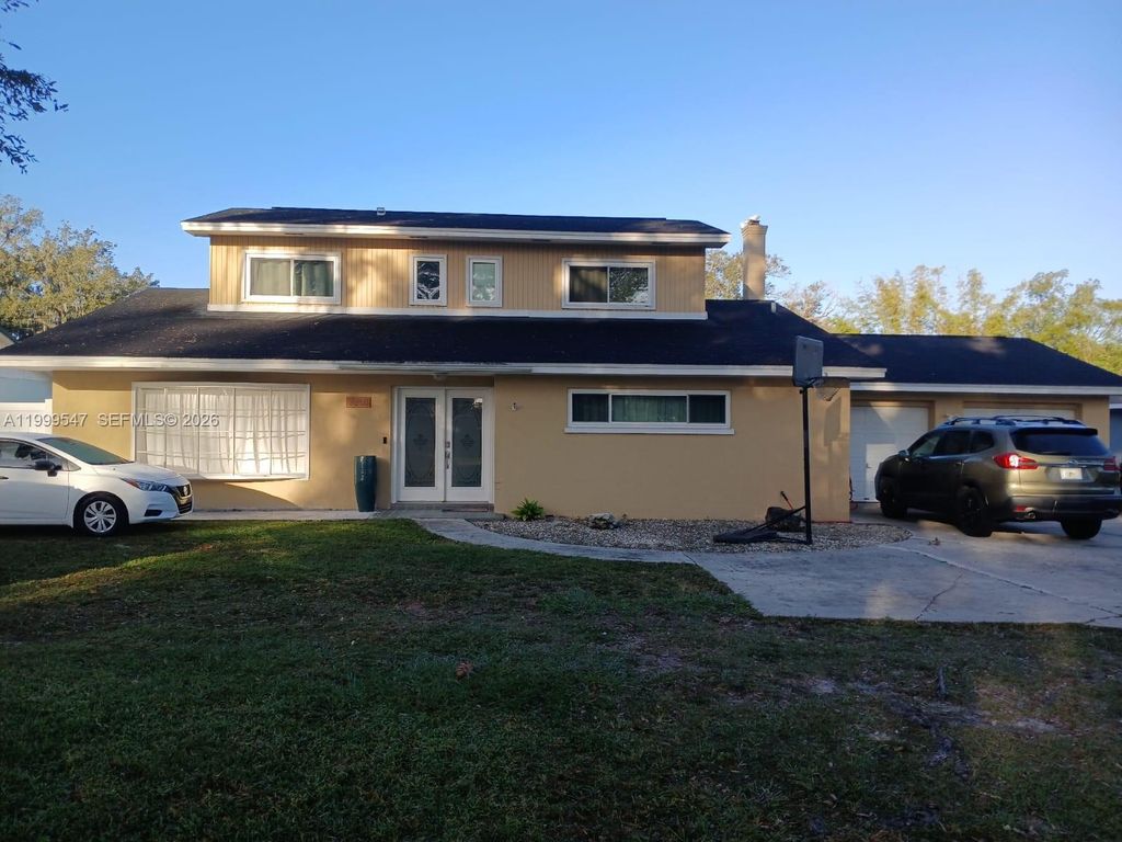 2211 NEW JERSEY RD, Lakeland, FL 33803