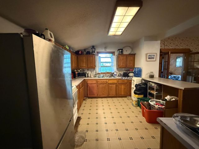 422 S 6th Street, Montevideo, MN 56265