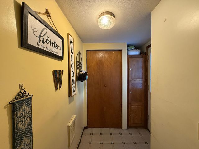 422 S 6th Street, Montevideo, MN 56265