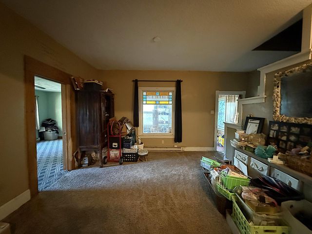 422 S 6th Street, Montevideo, MN 56265