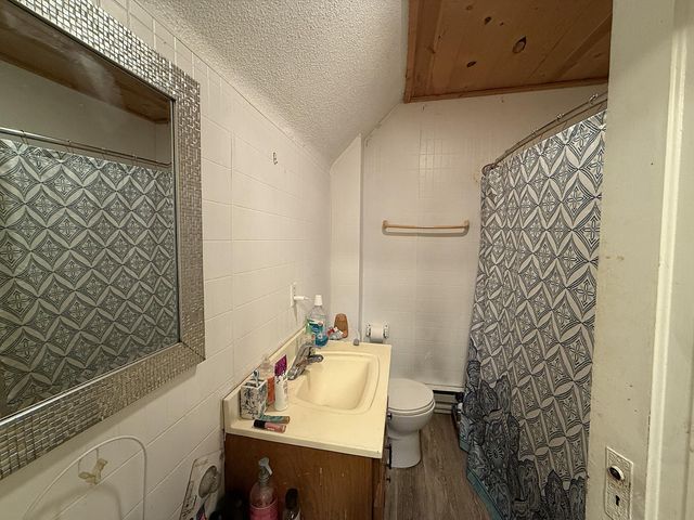 422 S 6th Street, Montevideo, MN 56265