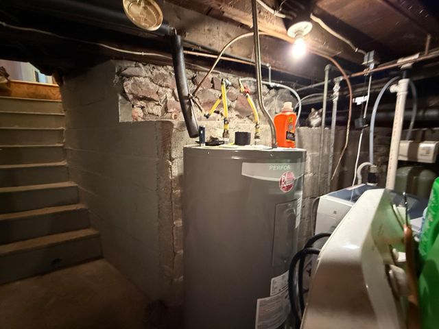 422 S 6th Street, Montevideo, MN 56265