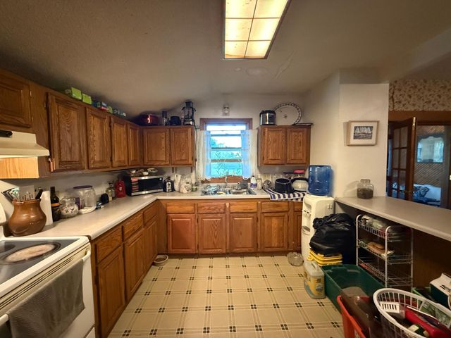 422 S 6th Street, Montevideo, MN 56265