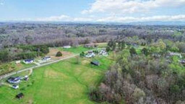 1399 Laurel Lake North Road, London, KY 40744