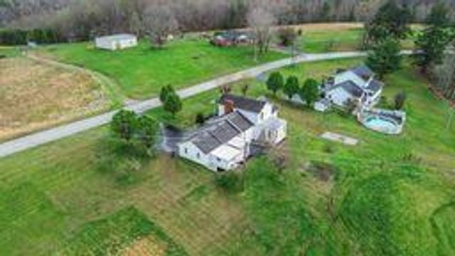 1399 Laurel Lake North Road, London, KY 40744