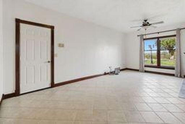 1399 Laurel Lake North Road, London, KY 40744