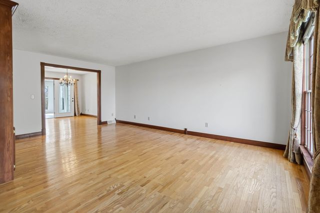 1399 Laurel Lake North Road, London, KY 40744