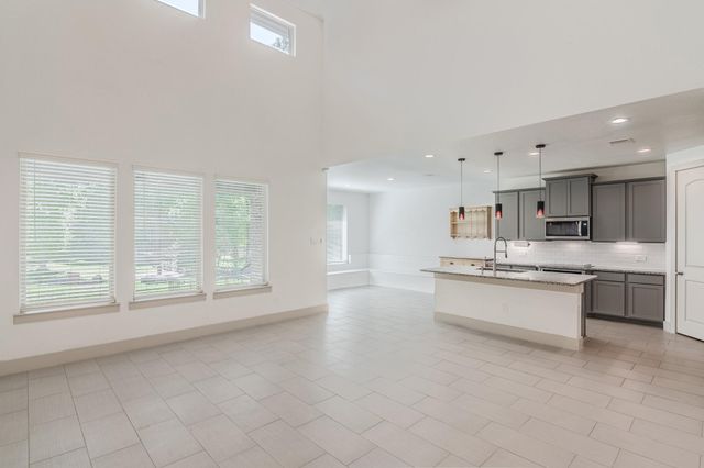 176 Leila Lane, New Waverly, TX 77358