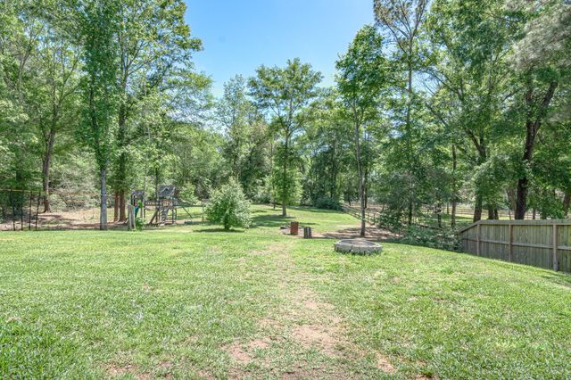 176 Leila Lane, New Waverly, TX 77358