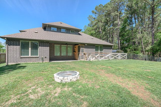 176 Leila Lane, New Waverly, TX 77358