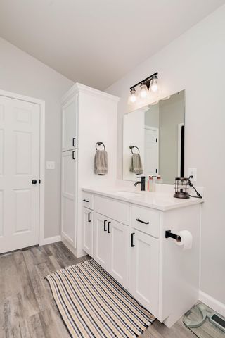 6032 80th Avenue S, Horace, ND 58047