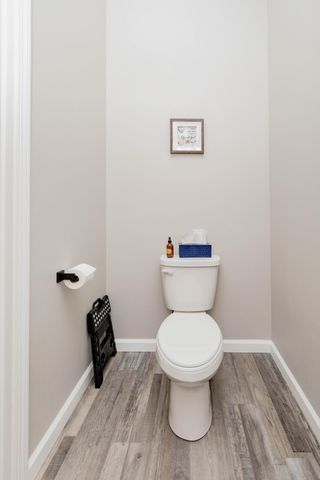 6032 80th Avenue S, Horace, ND 58047