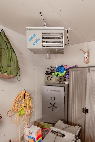 6032 80th Avenue S, Horace, ND 58047