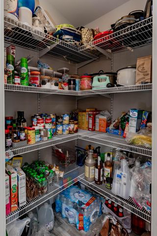 6032 80th Avenue S, Horace, ND 58047