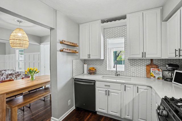 850 Colrain Street Sw, City Of Wyoming, MI 49509