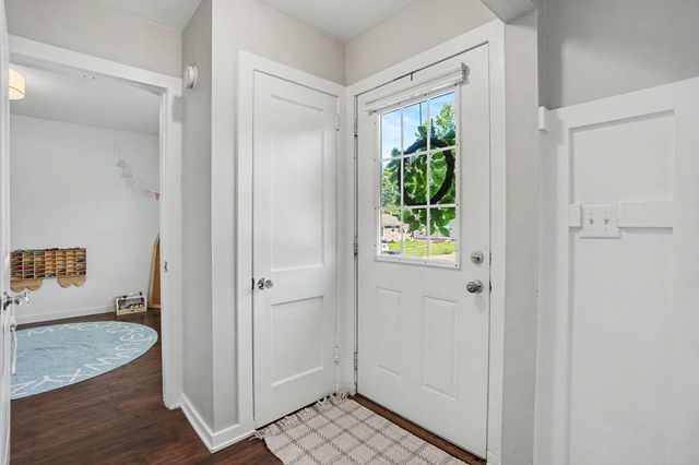 850 Colrain Street Sw, City Of Wyoming, MI 49509