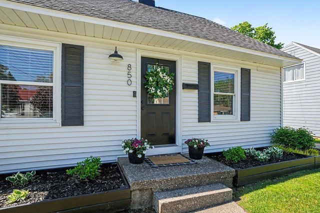 850 Colrain Street Sw, City Of Wyoming, MI 49509